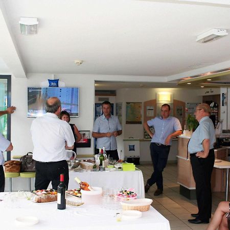 Ibis Budget Niort - La Creche מראה חיצוני תמונה