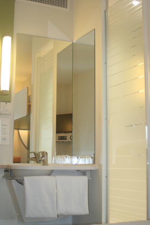 Ibis Budget Niort - La Creche מראה חיצוני תמונה