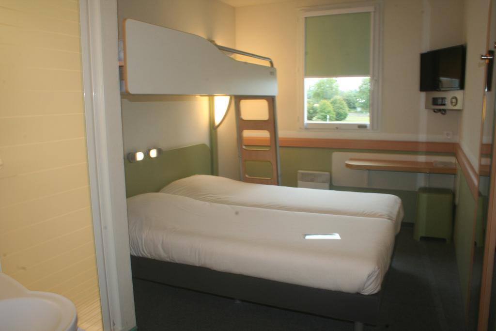 Ibis Budget Niort - La Creche מראה חיצוני תמונה